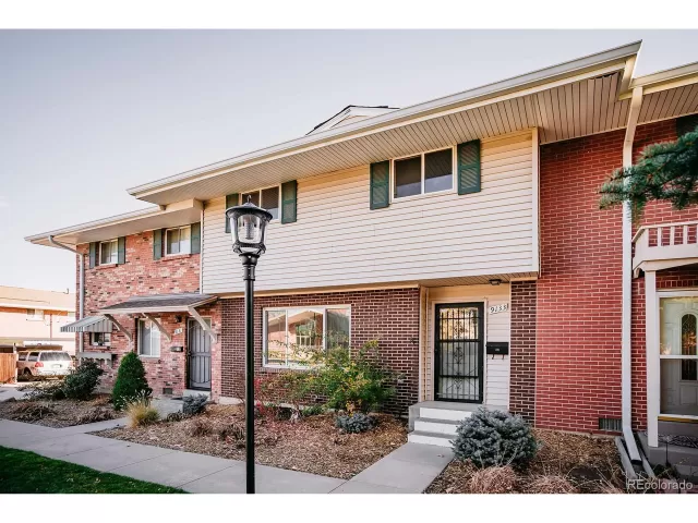 MLS: 9376138 Condo For Sale