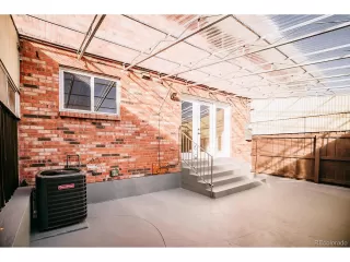 Photo #4: 9376138 Listing