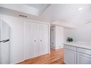 Photo #6: 9376138 Listing