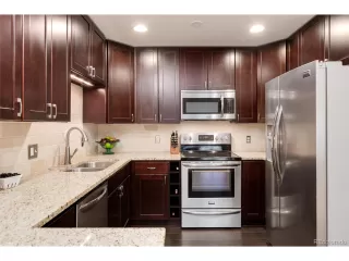 Photo #5: 9376319 Listing