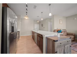 Photo #5: 9377957 Listing