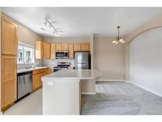 Photo #4: 9381297 Listing