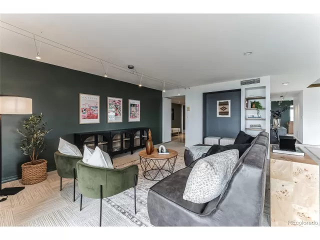 MLS: 9383783 Condo For Sale