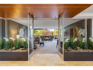 Photo #4: 9387752 Listing