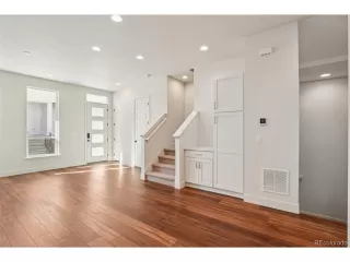 Photo #2: 9388251 Listing 