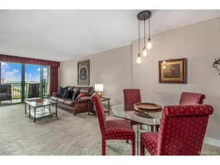 Photo #2: 9388901 Listing 