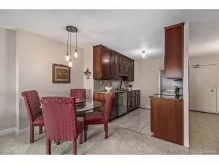 Photo #5: 9388901 Listing 