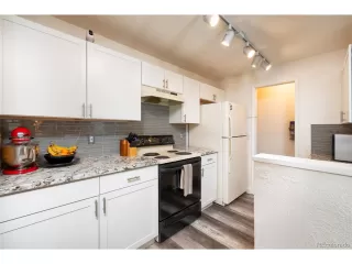 Photo #6: 9389720 Listing 