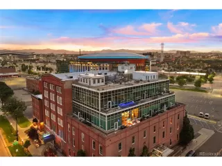 Photo #3: 9390716 Listing