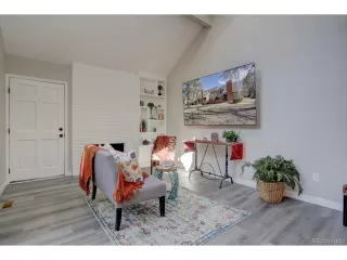 Photo #5: 9391839 Listing