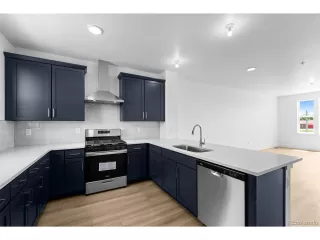 Photo #2: 9394265 Listing 