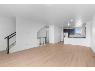 Photo #5: 9394265 Listing 