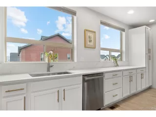 Photo #4: 9395266 Listing