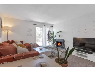 Photo #2: 9395972 Listing