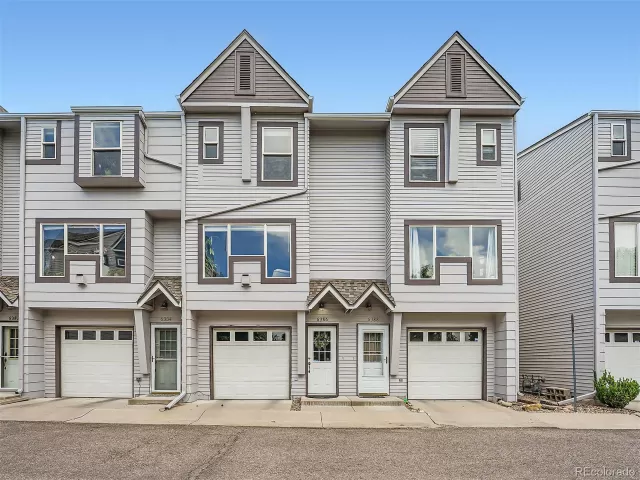 MLS: 9396902 Condo For Sale