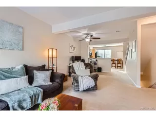 Photo #5: 9401511 Listing