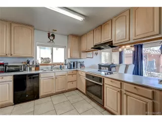 Photo #4: 9401596 Listing