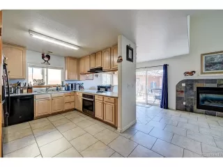 Photo #5: 9401596 Listing