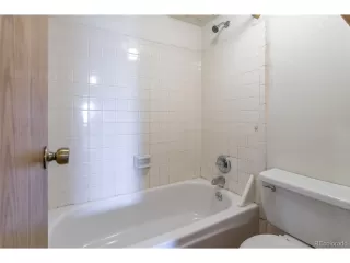Photo #4: 9403142 Listing