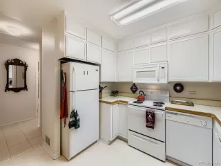 Photo #6: 9403755 Listing 