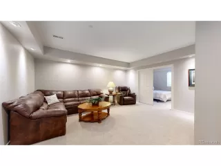 Photo #6: 9404673 Listing