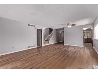 Photo #2: 9404982 Listing