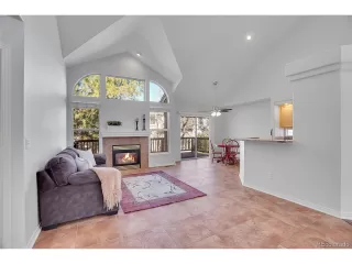 Photo #3: 9409861 Listing