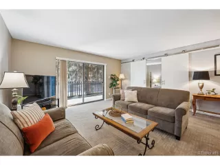 Photo #2: 9411807 Listing