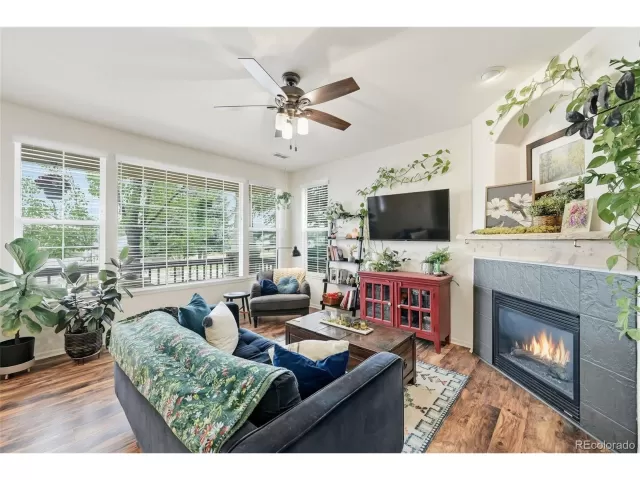 MLS: 9412647 Condo For Sale