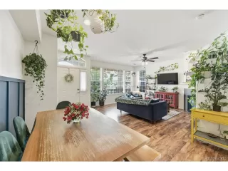 Photo #4: 9412647 Listing