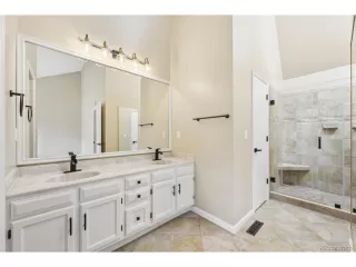 Photo #2: 9413177 Listing