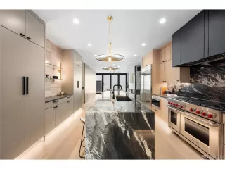 Photo #2: 9414773 Listing 