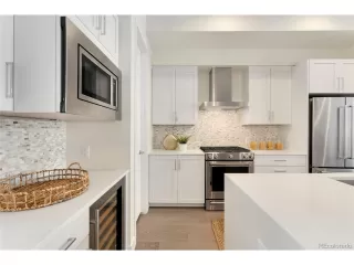 Photo #4: 9415241 Listing 