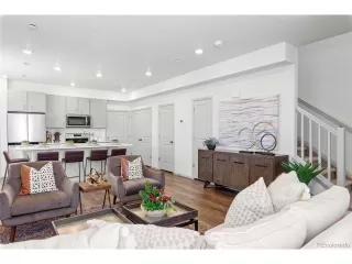 Photo #6: 9417429 Listing 