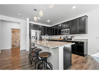 Photo #6: 9417821 Listing