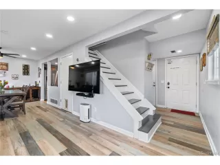 Photo #4: 9418117 Listing 