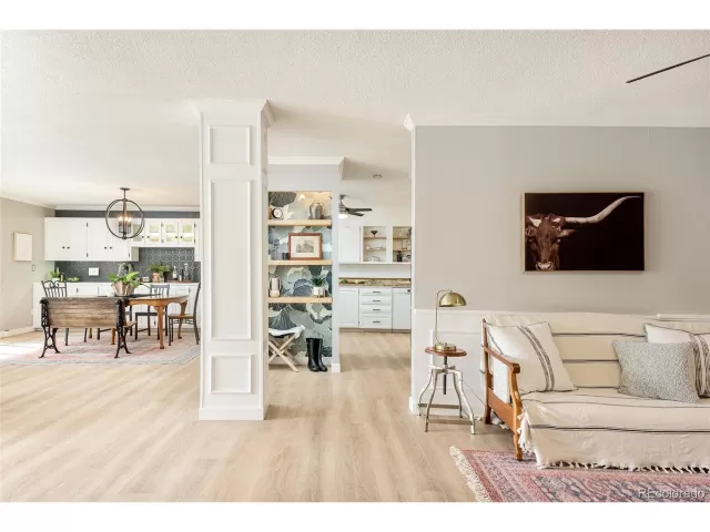 MLS: 9419373 Condo For Sale