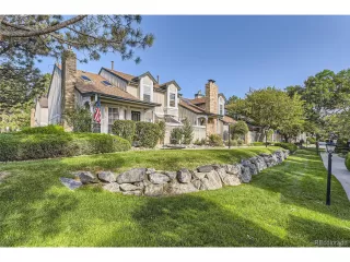 Photo #2: 9419825 Listing