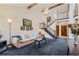 Photo #6: 9419825 Listing