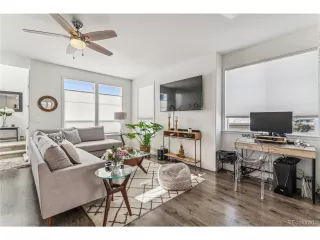 Photo #4: 9420339 Listing