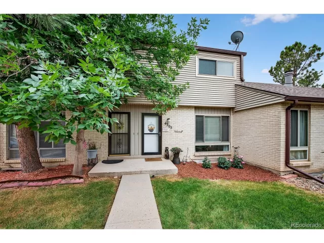 MLS: 9422121 Condo For Sale