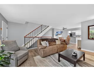 Photo #6: 9422121 Listing 