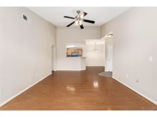 Photo #6: 9422510 Listing