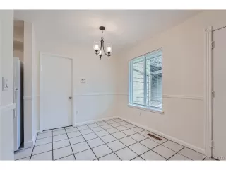 Photo #5: 9424671 Listing