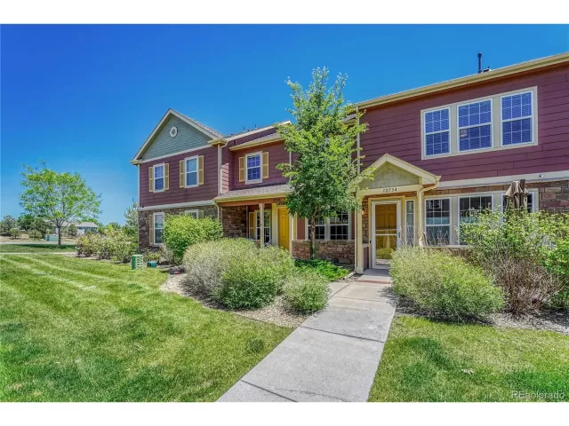 MLS: 9425204 Condo For Sale