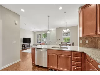 Photo #5: 9425204 Listing