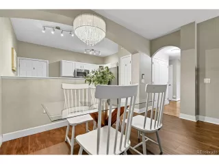 Photo #5: 9425742 Listing