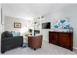 Photo #5: 9427008 Listing 