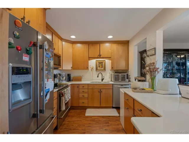 MLS: 9431854 Condo For Sale