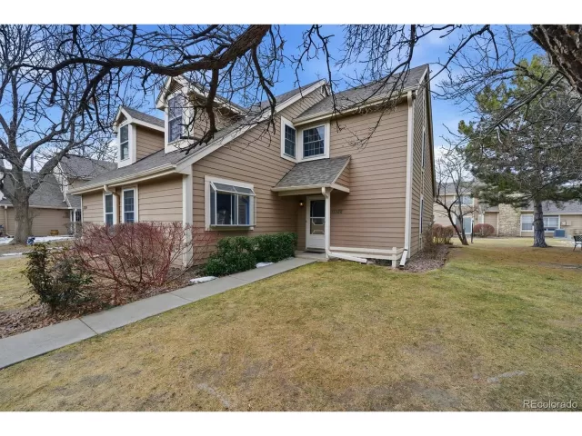 MLS: 9432509 Condo For Sale